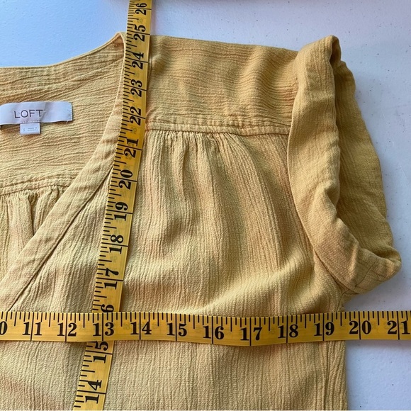 LOFT Gold Relaxed Buttoned Down V-Neck Short Sleeve Blouse Top - Picture 5 of 5
